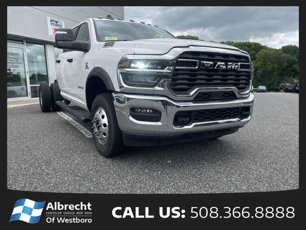 New 2026 Bright White Clear-Coat Exterior Paint RAM Tradesman image 8