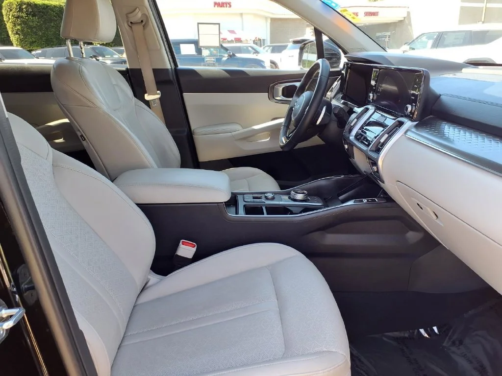 Certified Used 2023 Black Kia EX image 7