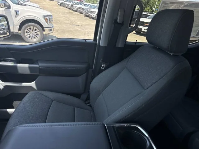New 2026 Oxford White Ford XLT image 19
