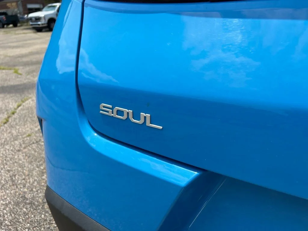 Used 2025 Surf Blue Kia EX image 32