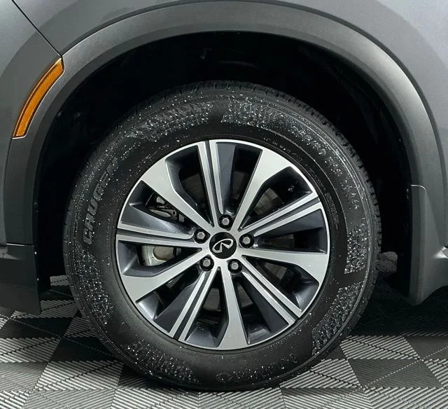 Certified Used 2025 Graphite Shadow INFINITI PURE image 10