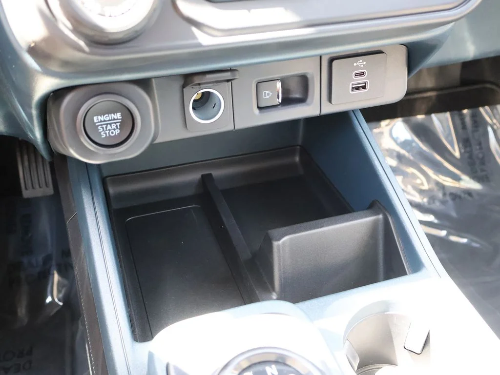 New 2026 Shadow Black Ford Lariat® image 38