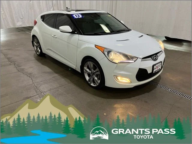 2013 Hyundai Veloster Base