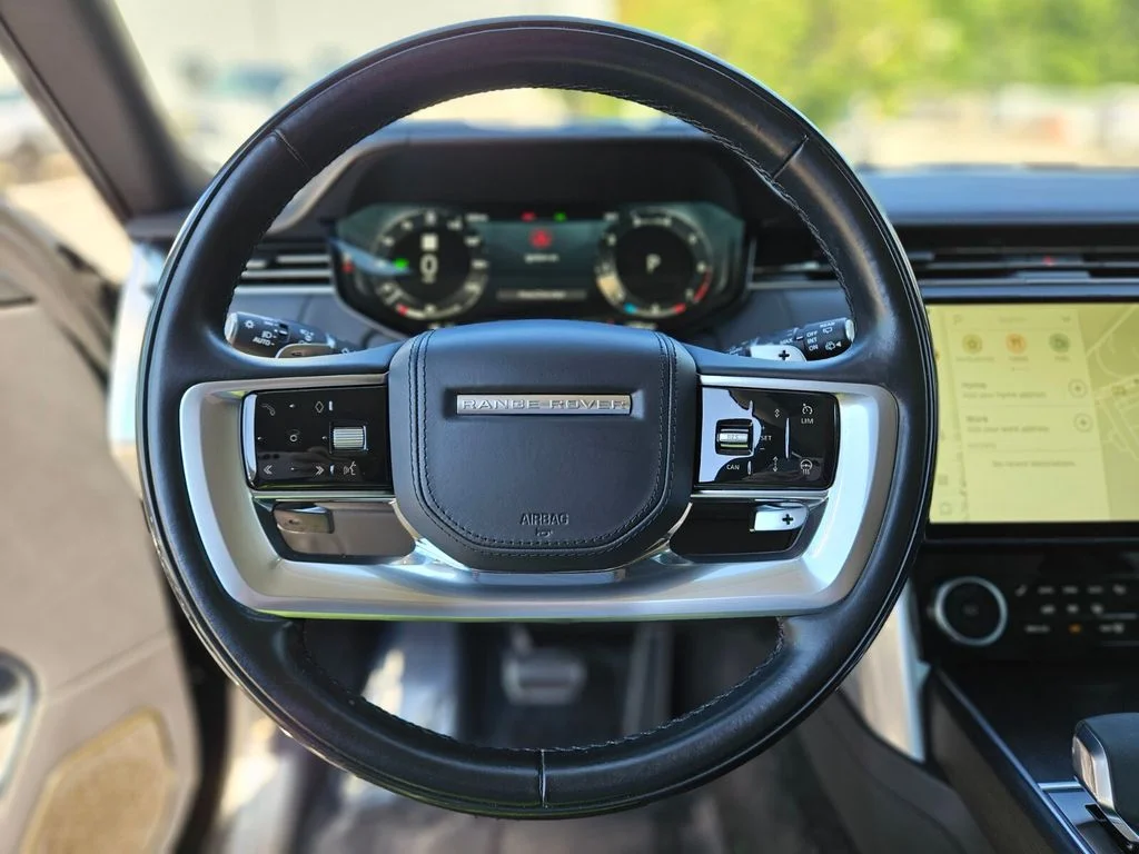 Used 2023 Black Land Rover First Edition image 29
