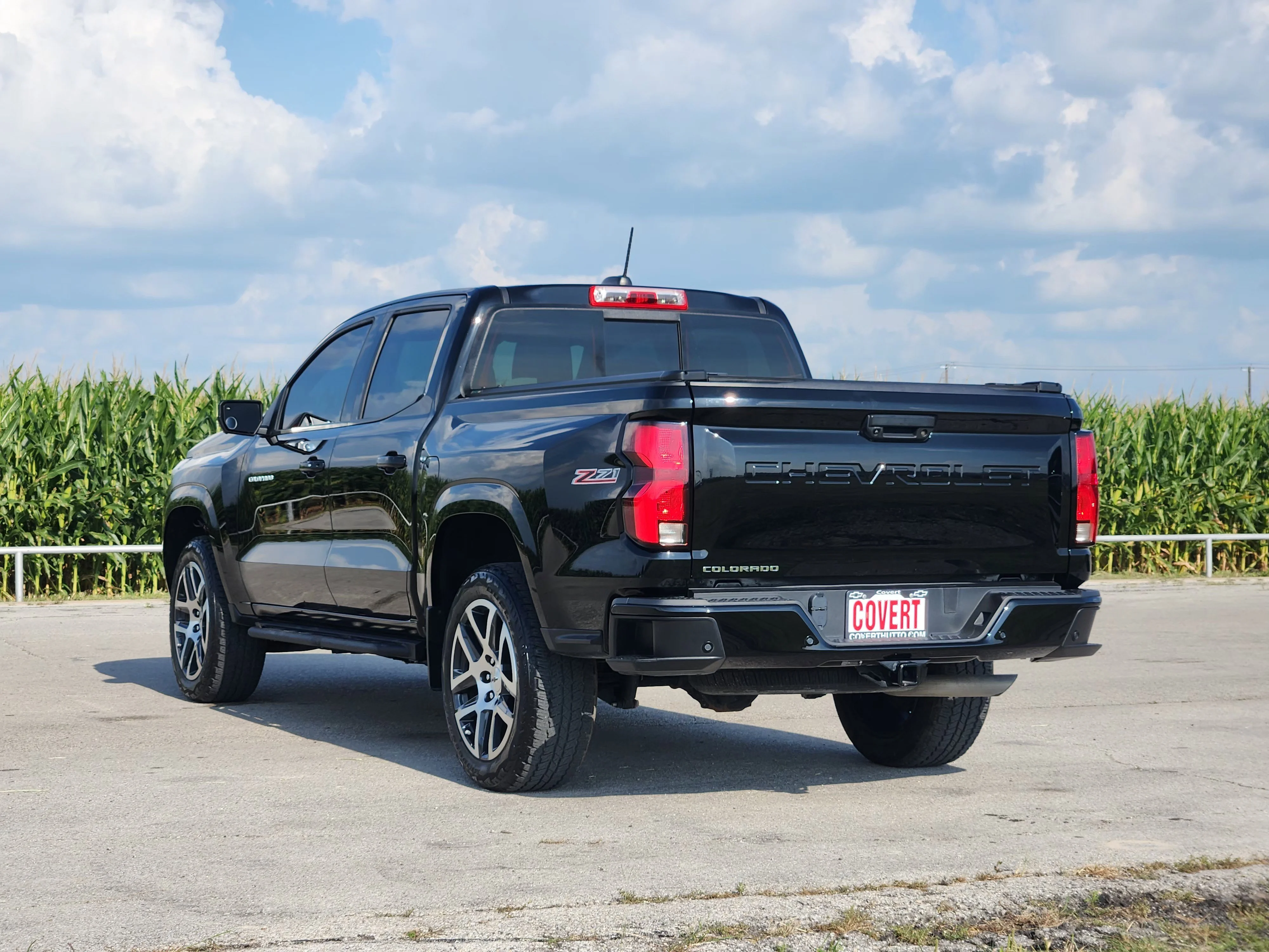 Used 2024 Black Chevrolet Z71 image 5