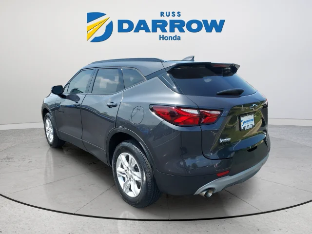 Used 2021 Gray Chevrolet LT image 3