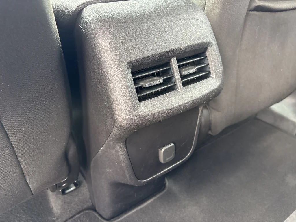 Used 2018 Cajun Red Tintcoat Chevrolet LT image 26