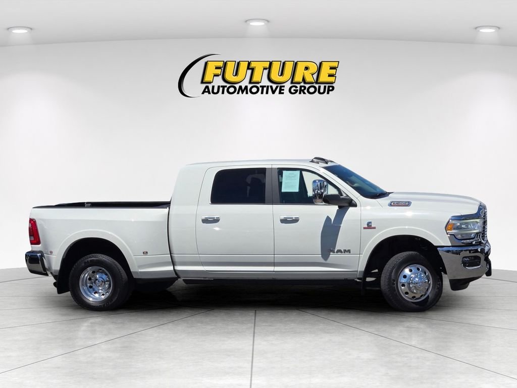 Used 2021 White Ram Laramie image 3