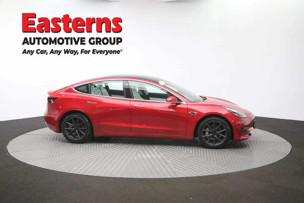 Used 2018 Red Tesla Long Range image 43