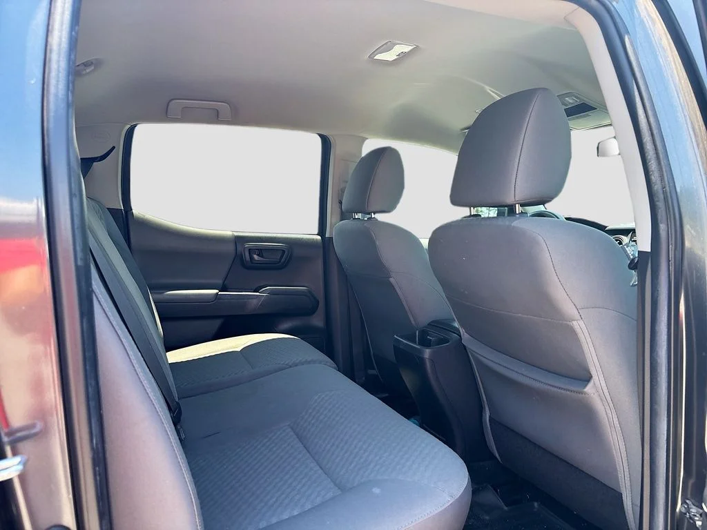 Used 2022 Gray Toyota SR image 17
