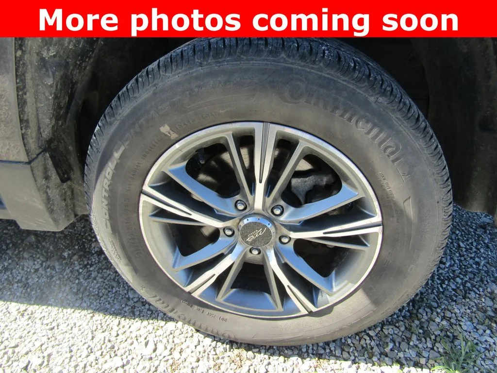 Used 2015 Gray Jeep Sport image 9