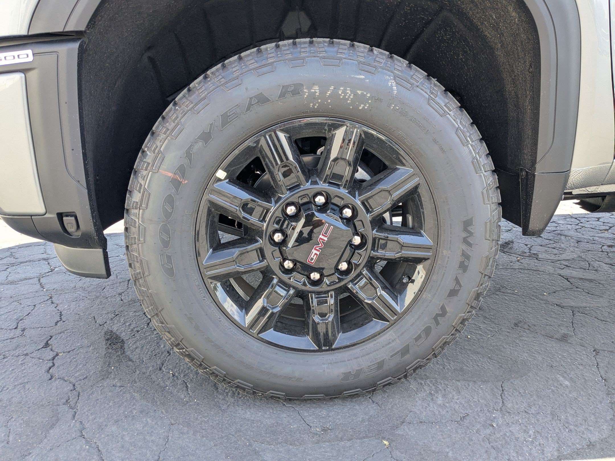 New 2026 Sterling Metallic GMC AT4 image 26