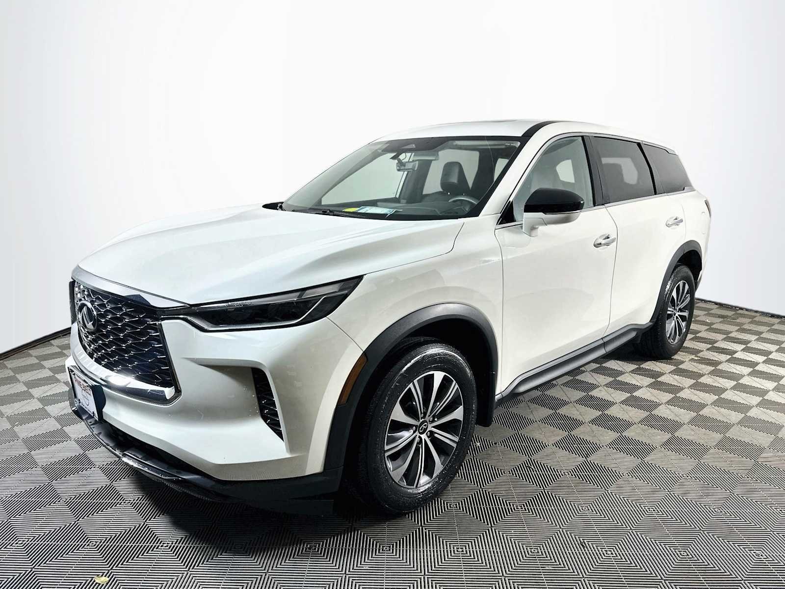 2023 INFINITI QX60