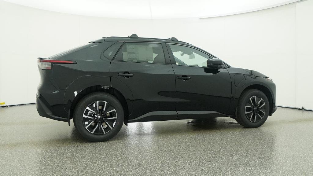 New 2026 Midnight Black Metallic Toyota XLE image 15