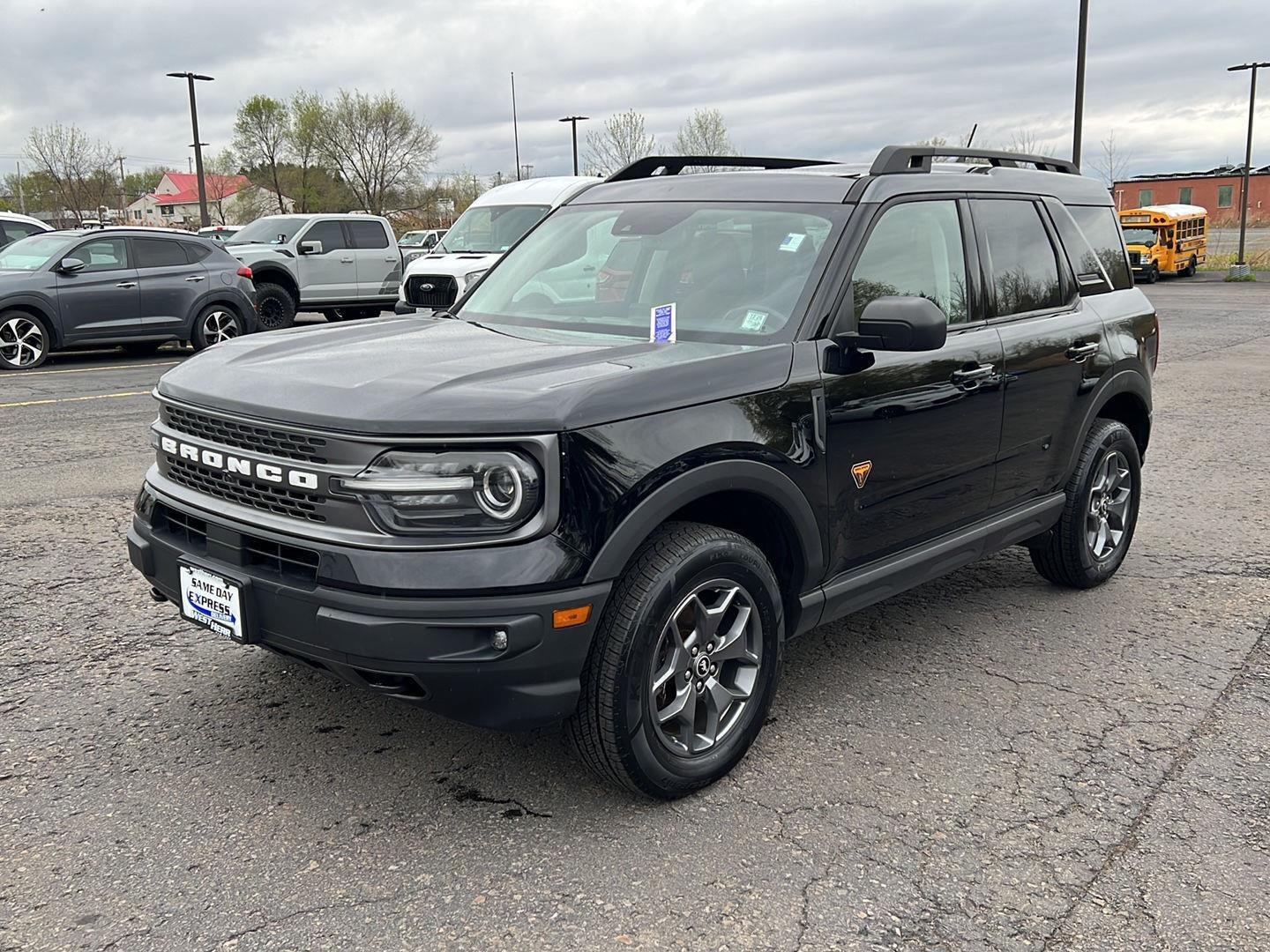 Used 2021 Shadow Black Ford Badlands image 15