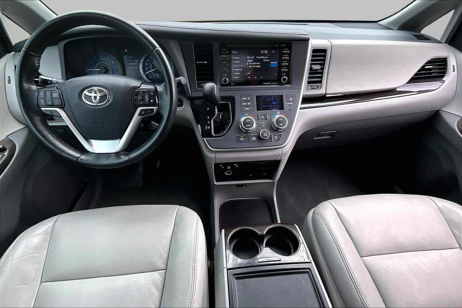Used 2020 Blizzard Pearl Toyota XLE Premium image 14