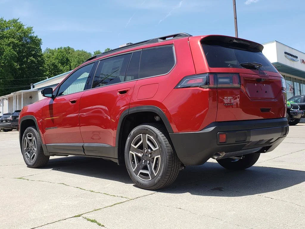 New 2026 Red Hot Pearl-Coat Exterior Paint Jeep Limited image 5
