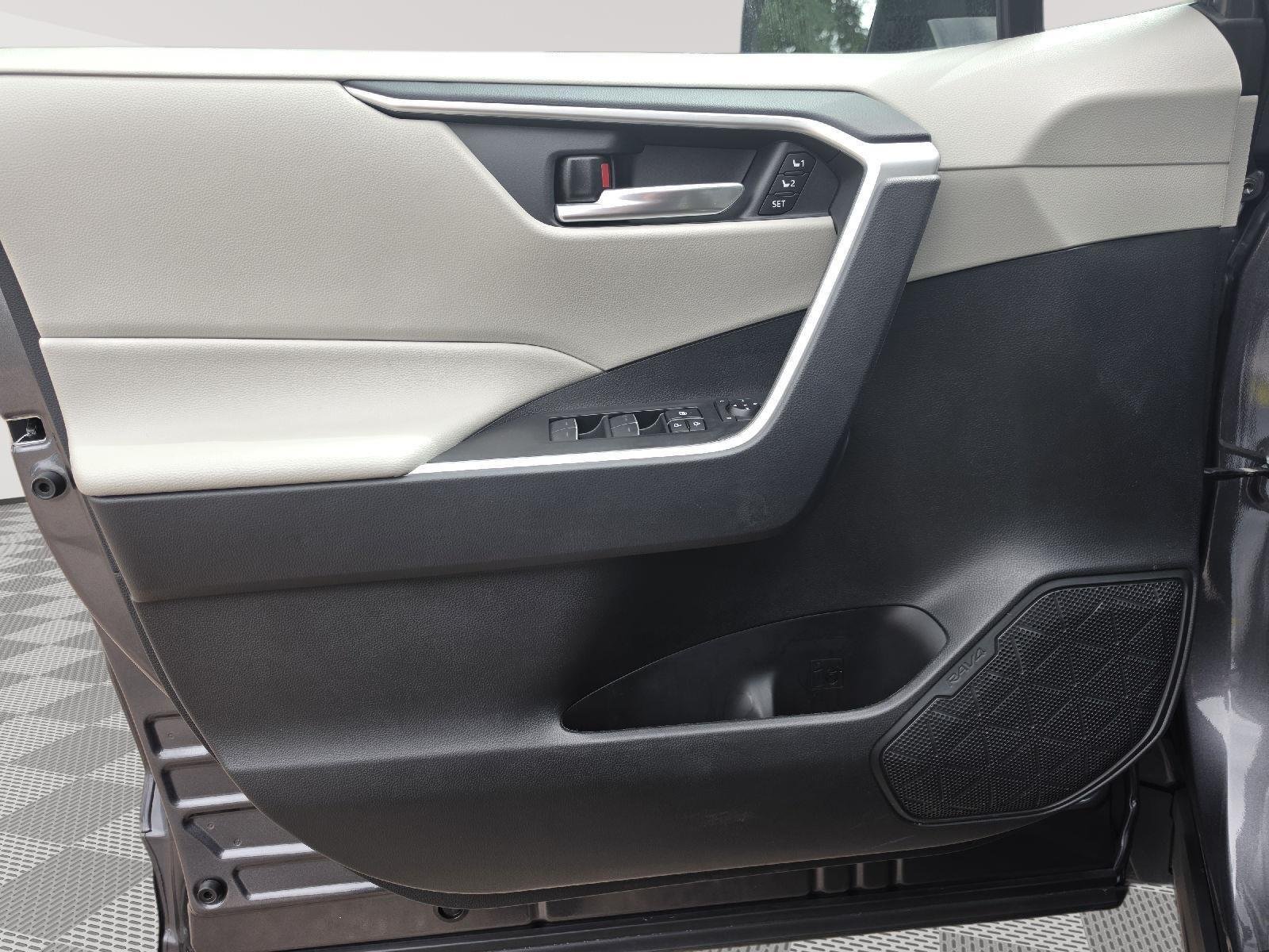 Certified Used 2024 Magnetic Gray Metallic Toyota XLE Premium image 9