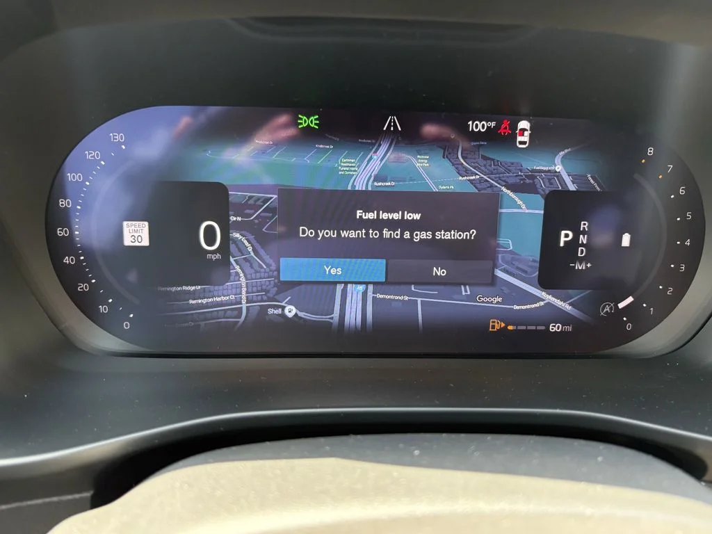 2026 Volvo XC40 Plus - Photo 18