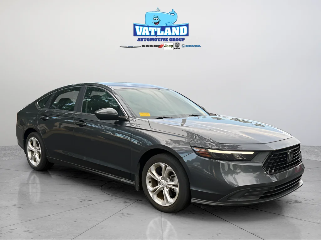 Certified Used 2023 Meteorite Gray Metallic Honda LX image 19