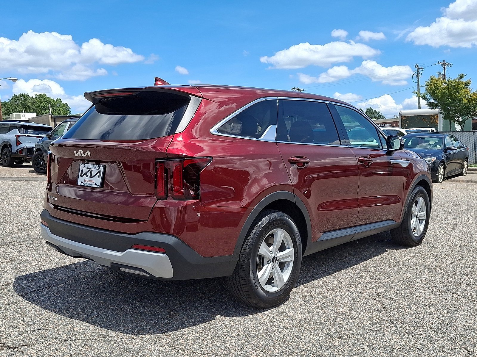 Used 2024 Dawning Red Kia LX image 6