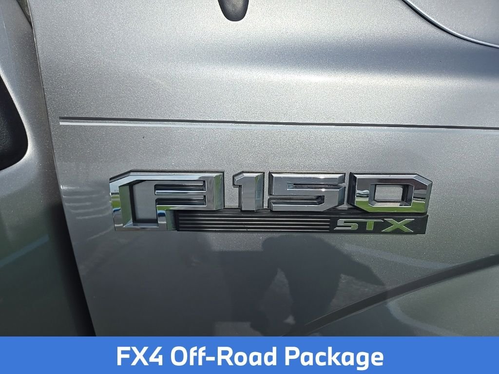 Used 2020 Silver Ford XL image 4