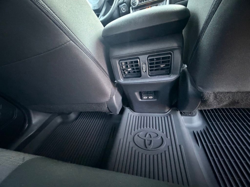 Used 2025 Ice Toyota XLE image 44