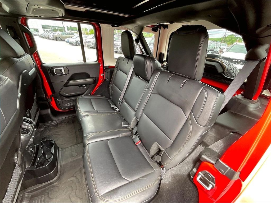 Used 2025 Firecracker Red Clearcoat Jeep Sahara image 14