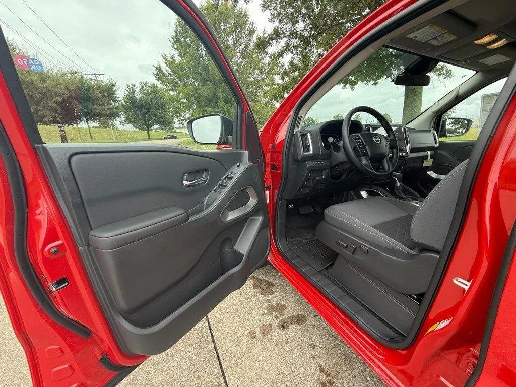 2026 Nissan Frontier SV - Photo 15