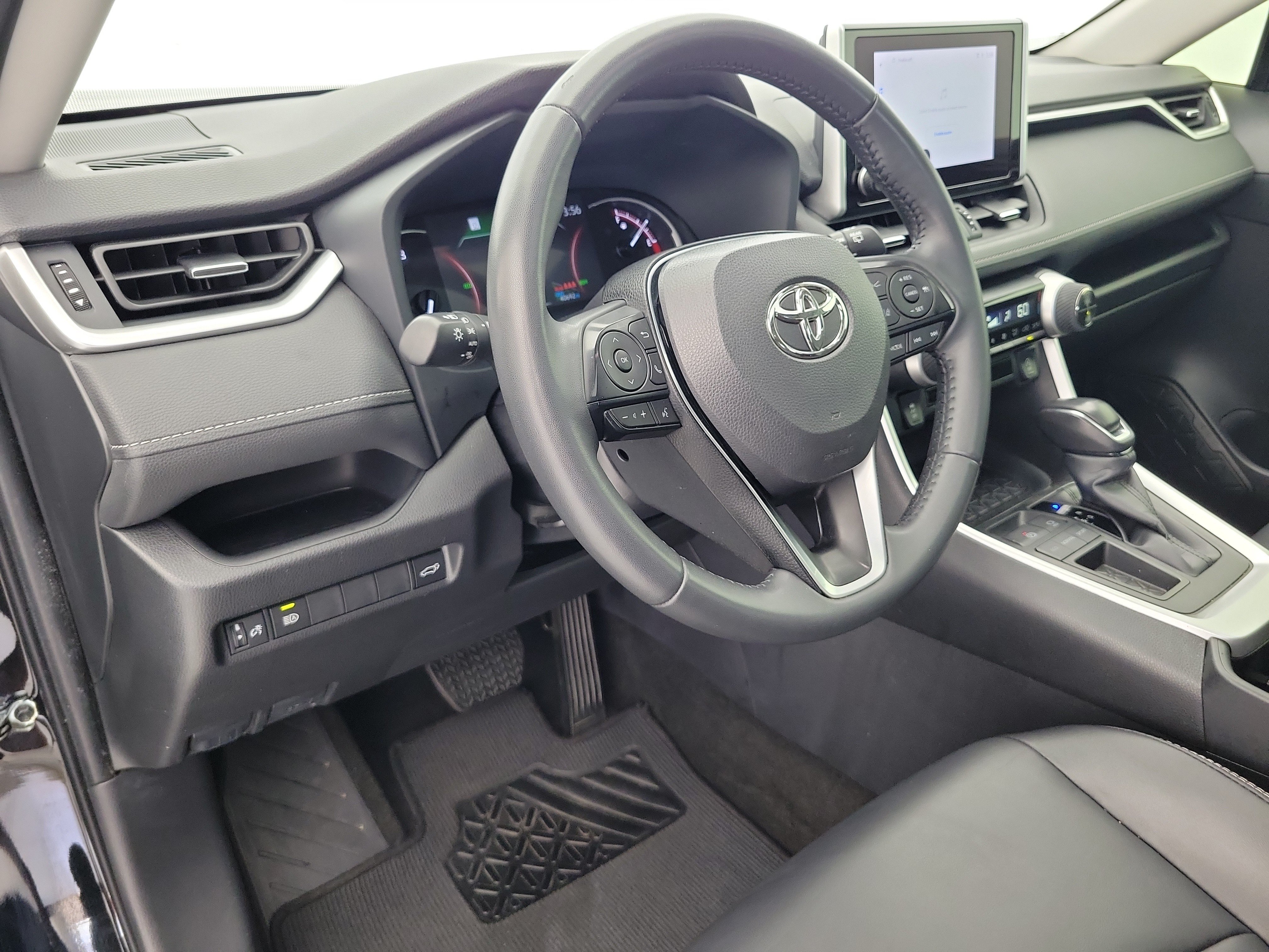 Used 2024 Midnight Black Metallic Toyota XLE Premium image 21