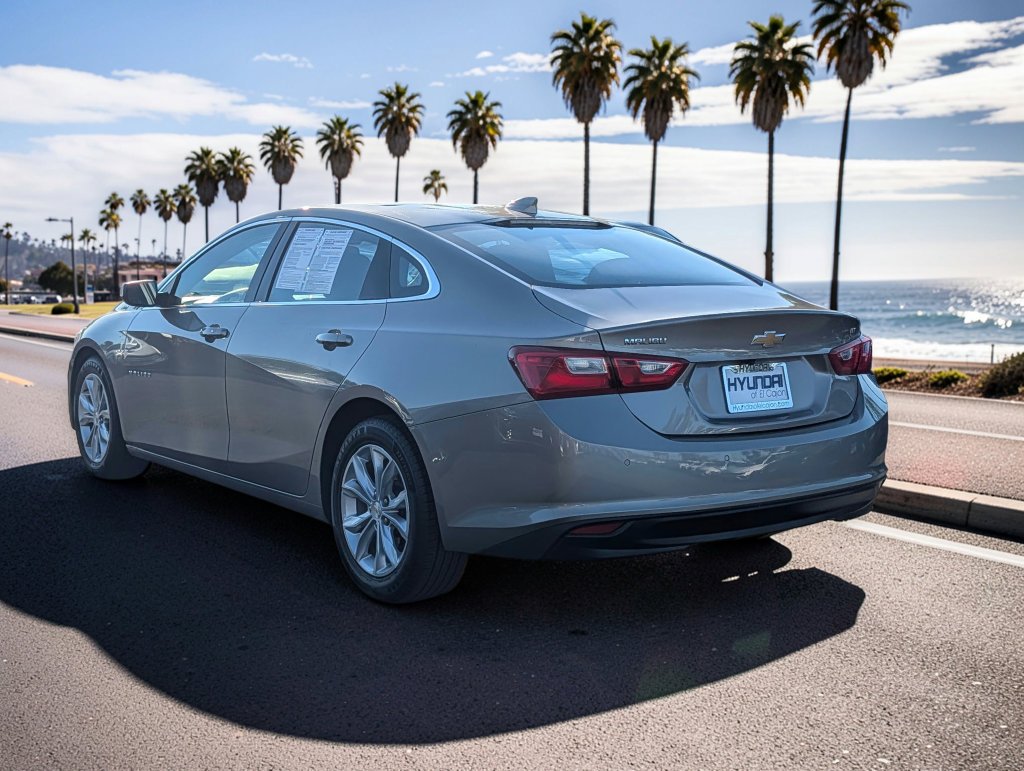 Used 2024 Gray Chevrolet LT image 7