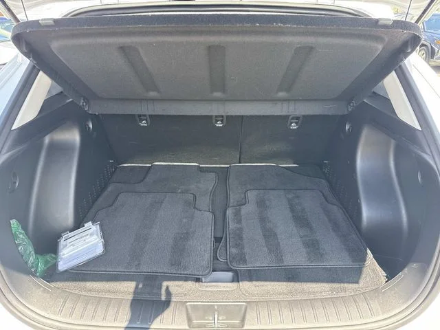 Certified Used 2025 White Hyundai SEL image 6