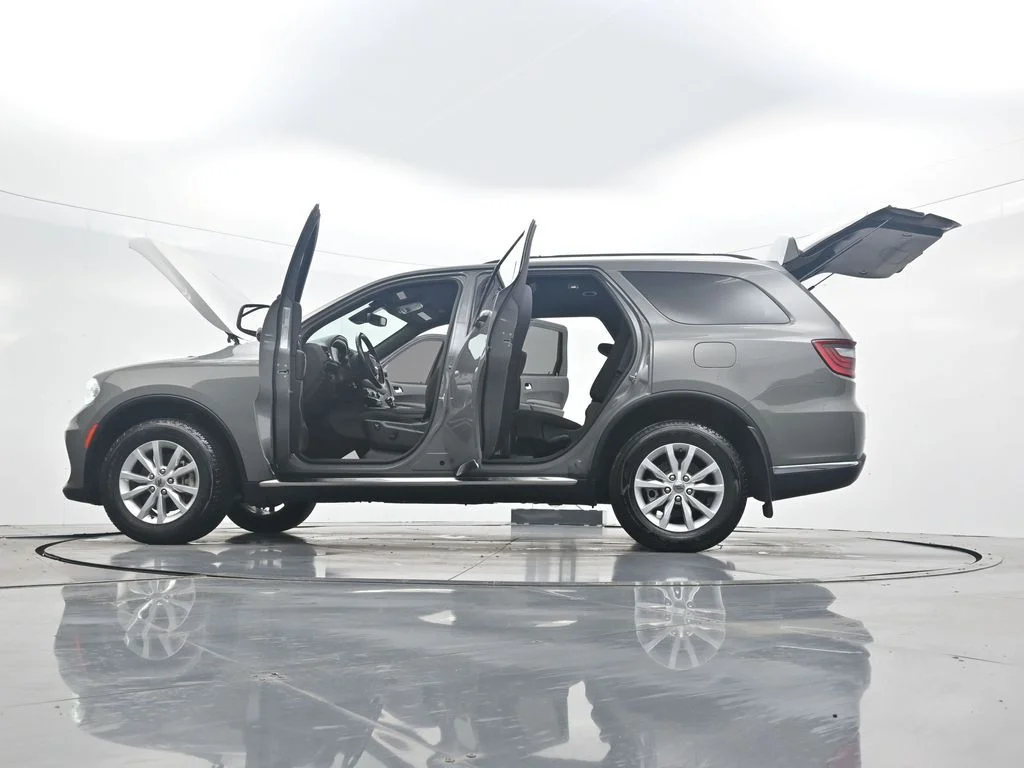 Used 2023 Gray Dodge SXT image 44
