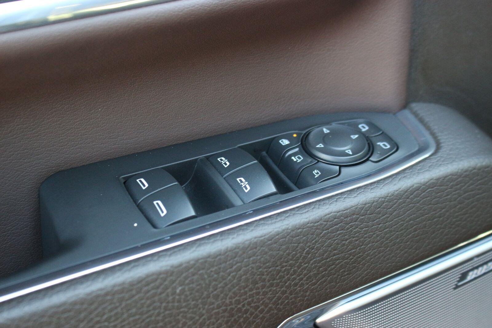 Used 2024 Titanium Rush Metallic GMC Denali image 15