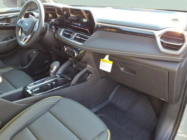New 2026 Cacti Green Chevrolet ACTIV image 22