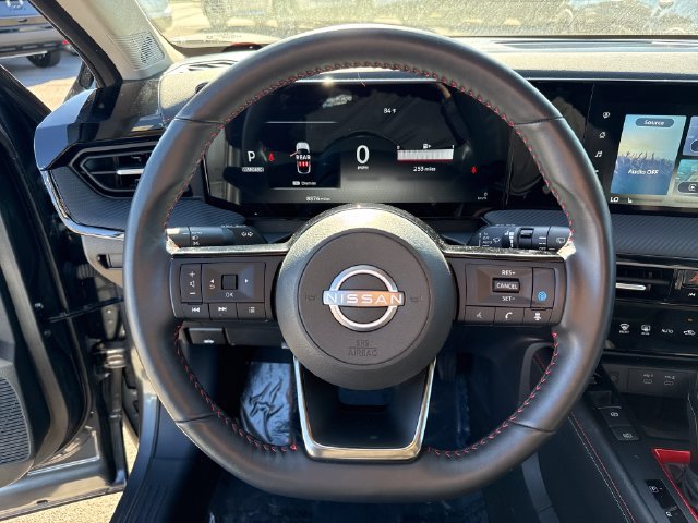 Used 2025 Gray Nissan SR image 18
