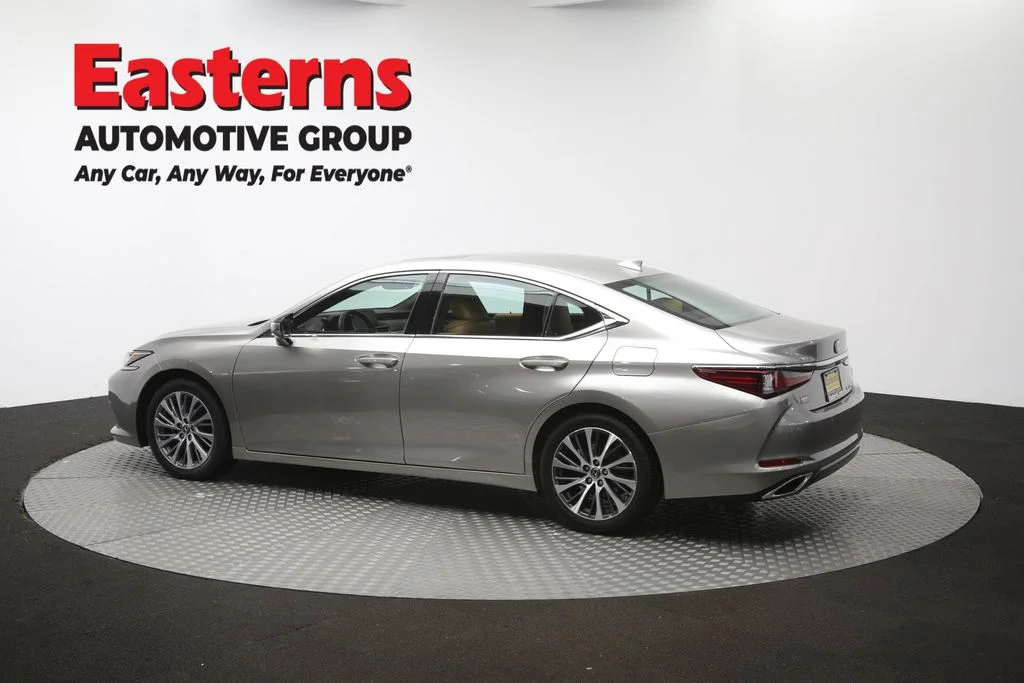 Used 2021 Silver Lexus 350 image 63
