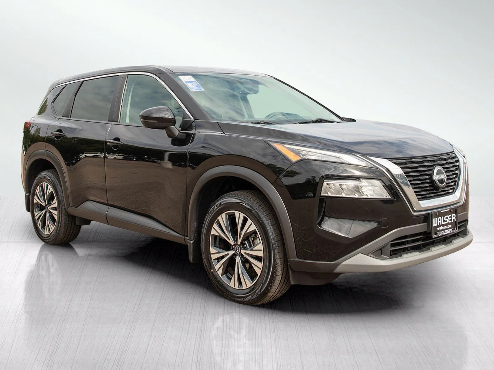 Used 2022 Super Black Nissan SV image 8
