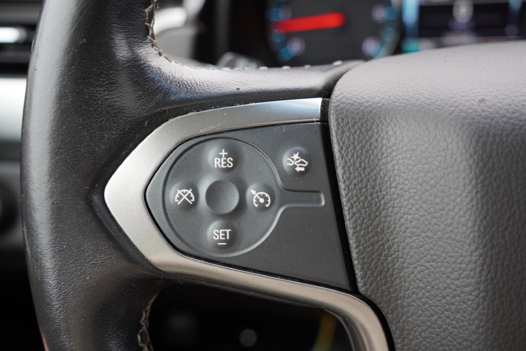 Used 2019 White Chevrolet LT image 35