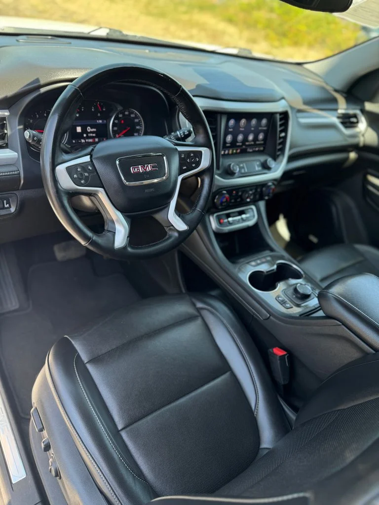 Used 2023 Summit White GMC SLT image 34
