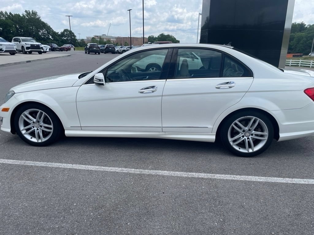 Used 2014 Diamond White Metallic Mercedes-Benz C 300 image 5