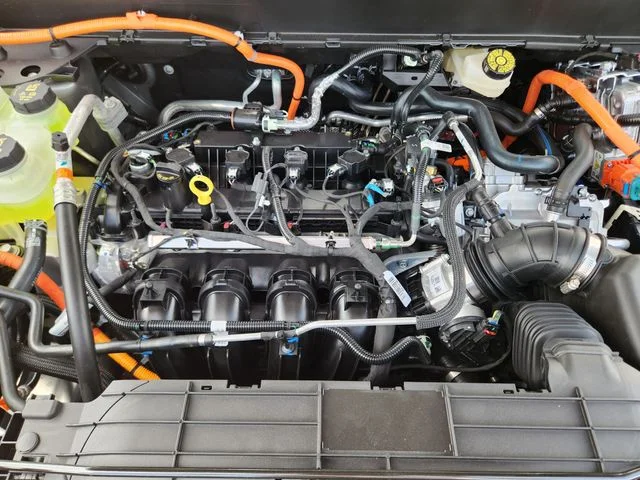 New 2026 Carbonized Gray Metallic Ford XLT image 32