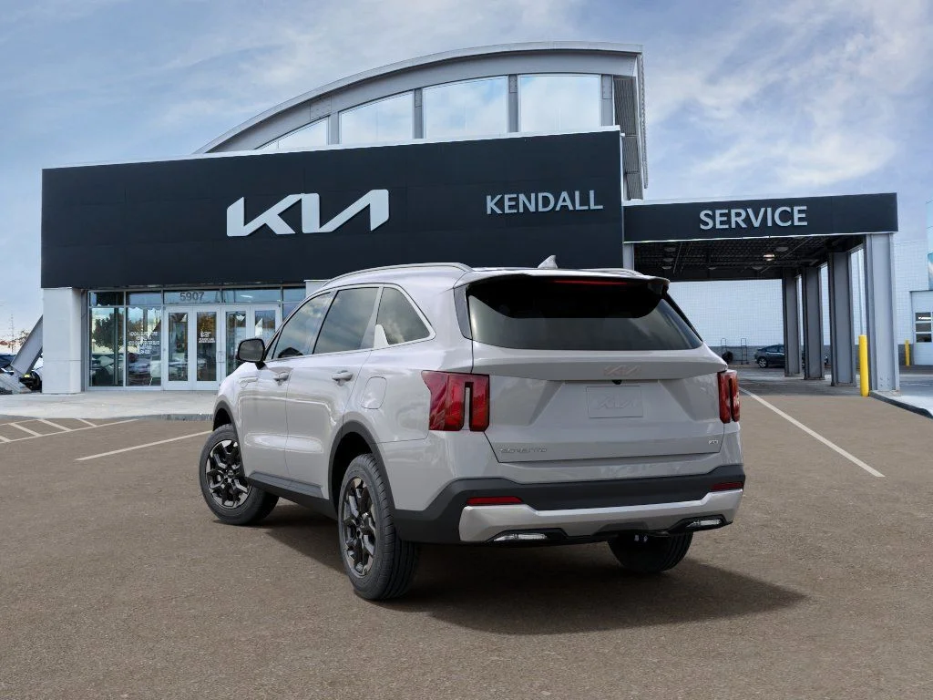 New 2026 Wolf Gray Kia S image 4