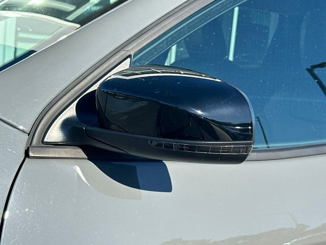 Used 2022 Gray Jeep Latitude Lux image 9