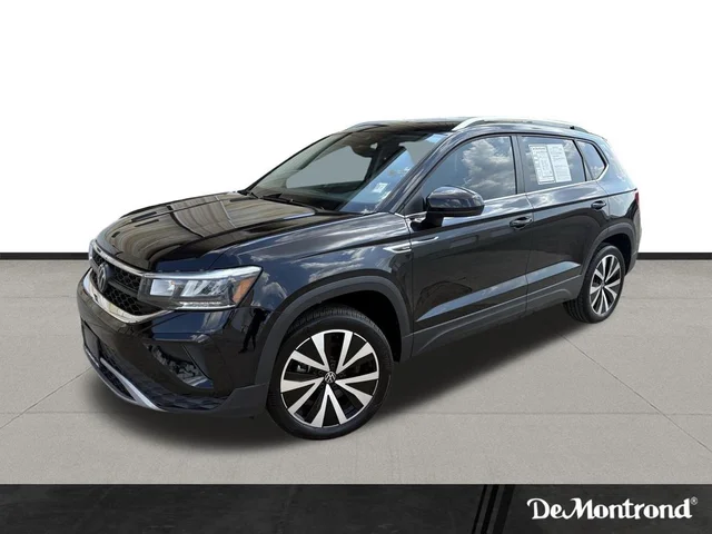 Pre-Owned 2024 Volkswagen Taos 1.5L I4 Turbocharged DOHC 16V LEV3-SULEV30 158hp FWD 1.5T SE