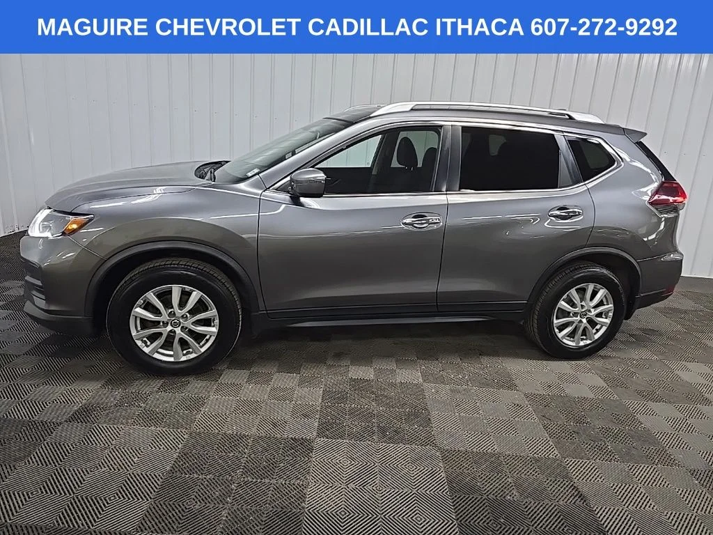 Used 2018 Gray Nissan SV image 5