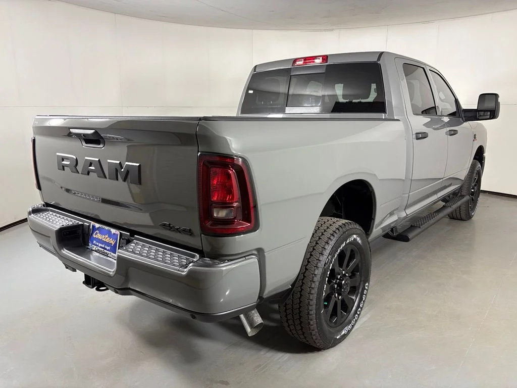 New 2026 Blue Ram Laramie image 8