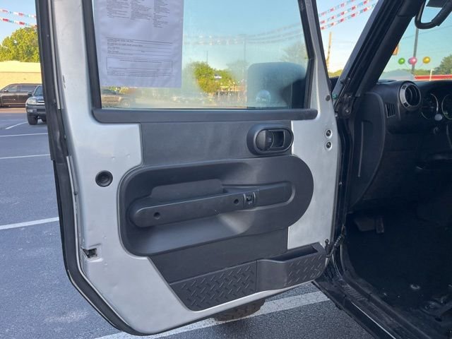 Used 2017 Black Jeep Unlimited Sport image 5