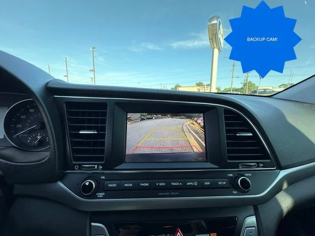 Used 2018 Black Hyundai SEL image 19