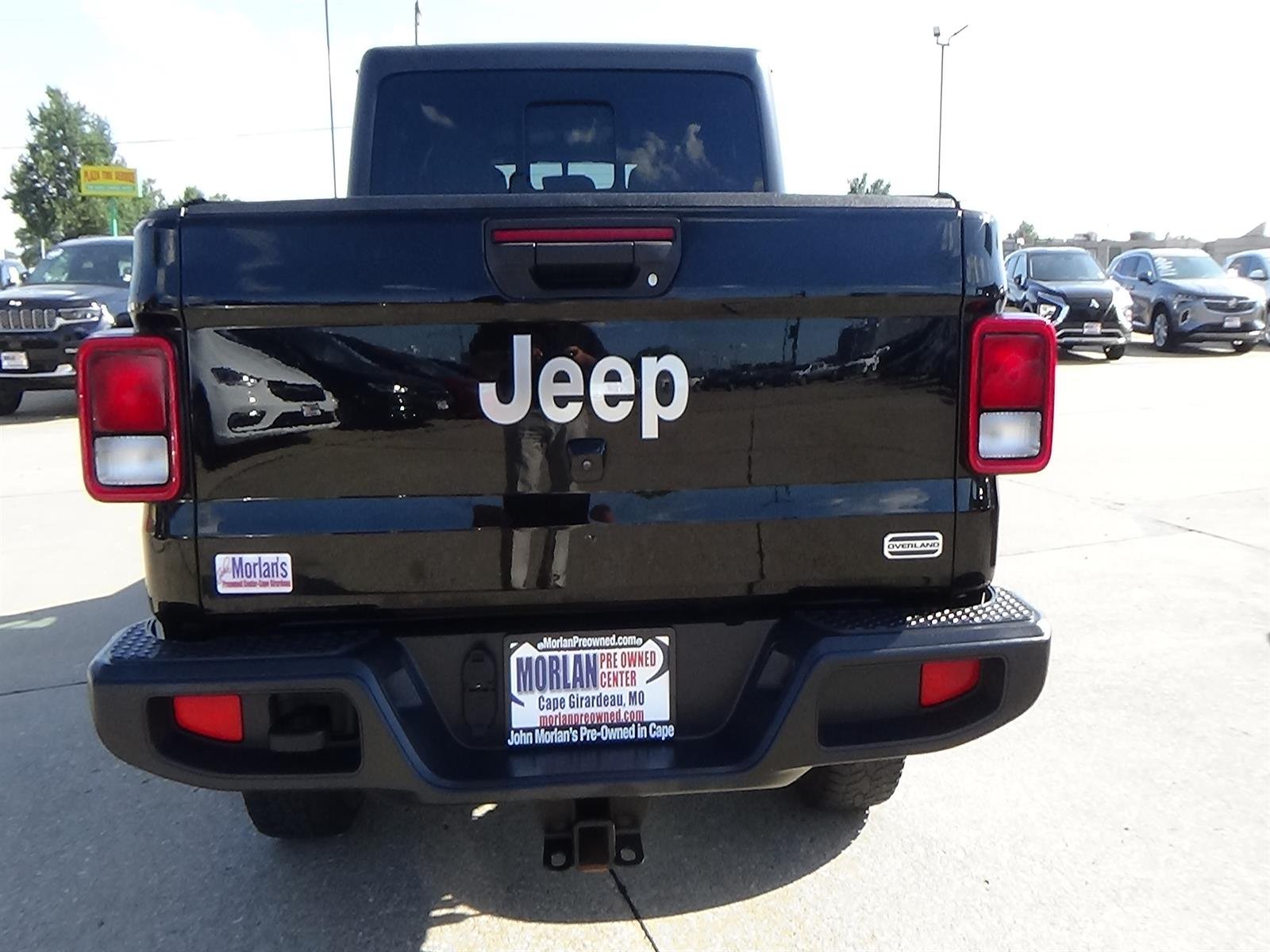 Used 2021 Black Clear Coat (px8) Jeep Overland image 7